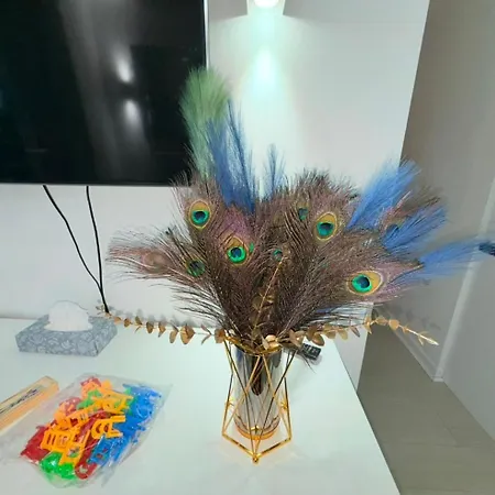 Winner Of 2025 Traveller Award - 2 Double Bed In Heart Of Centre With Netflix & Wifi * ليدز