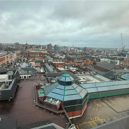 Winner Of 2025 Traveller Award - 2 Double Bed In Heart Of Centre With Netflix & Wifi ليدز