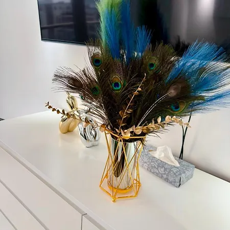 Winner Of 2025 Traveller Award - 2 Double Bed In Heart Of Centre With Netflix & Wifi شقة ليدز