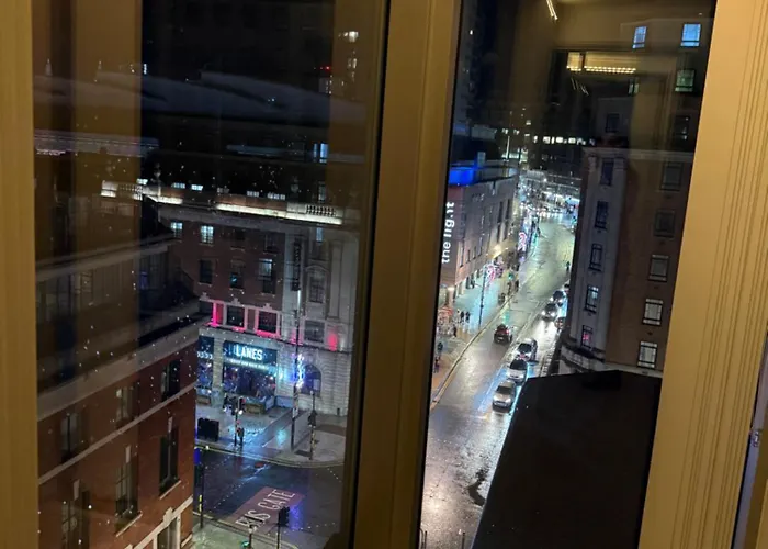 Winner Of 2025 Traveller Award - 2 Double Bed In Heart Of Centre With Netflix & Wifi