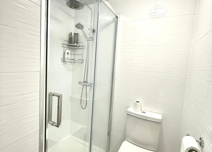 Winner Of 2025 Traveller Award - 2 Double Bed In Heart Of Centre With Netflix & Wifi 公寓 利兹