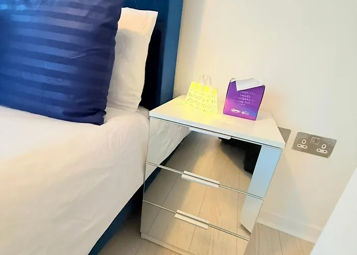 Winner Of 2025 Traveller Award - 2 Double Bed In Heart Of Centre With Netflix & Wifi