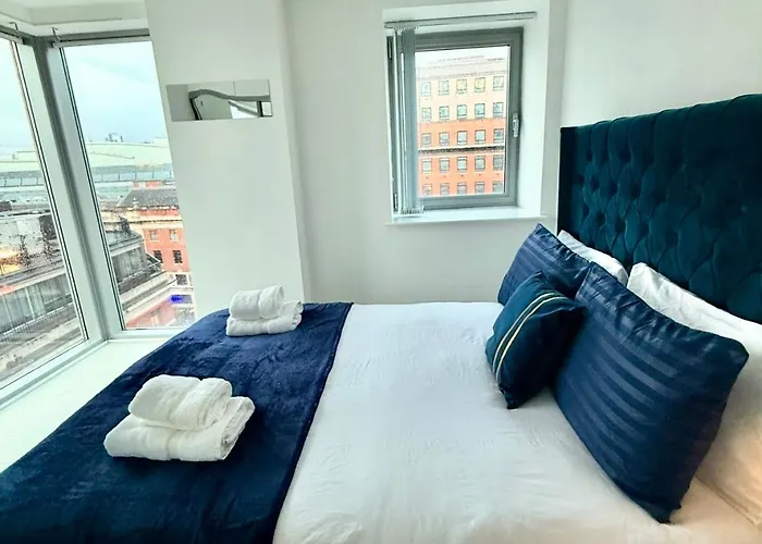 Winner Of 2025 Traveller Award - 2 Double Bed In Heart Of Centre With Netflix & Wifi