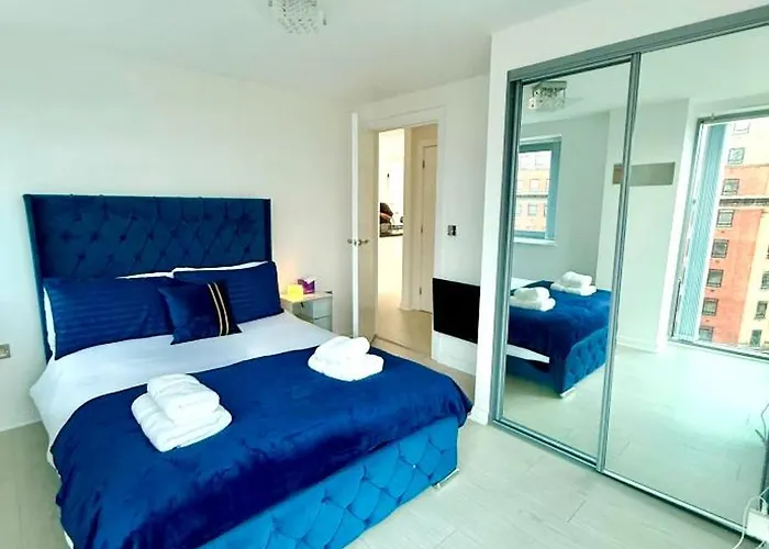 Winner Of 2025 Traveller Award - 2 Double Bed In Heart Of Centre With Netflix & Wifi Апартаменти Лідс